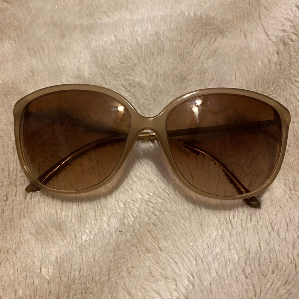 Stylish Beige Burberry Sunglasses